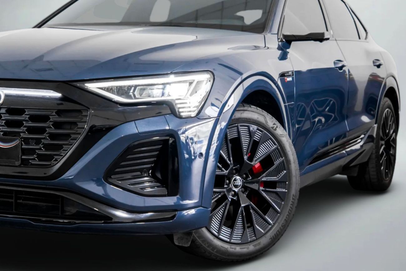Audi Q8 etron 55 quattro Advanced