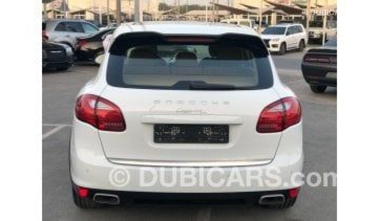 بورش كايان Sالنوع :  بورش كايين    الموديل : 2014    المواصفات : خليجية فل مواصفات سقف بانوراماV8فل مواصفات ستا