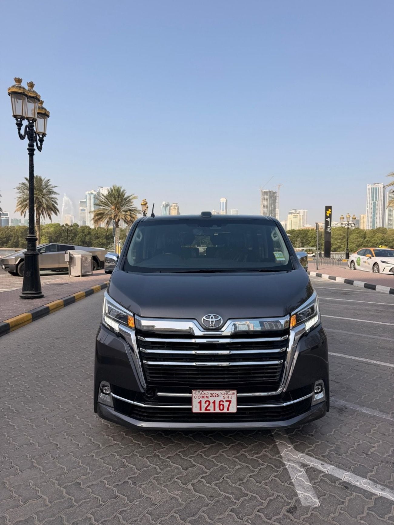 تويوتا جرافينا Right Hand Drive