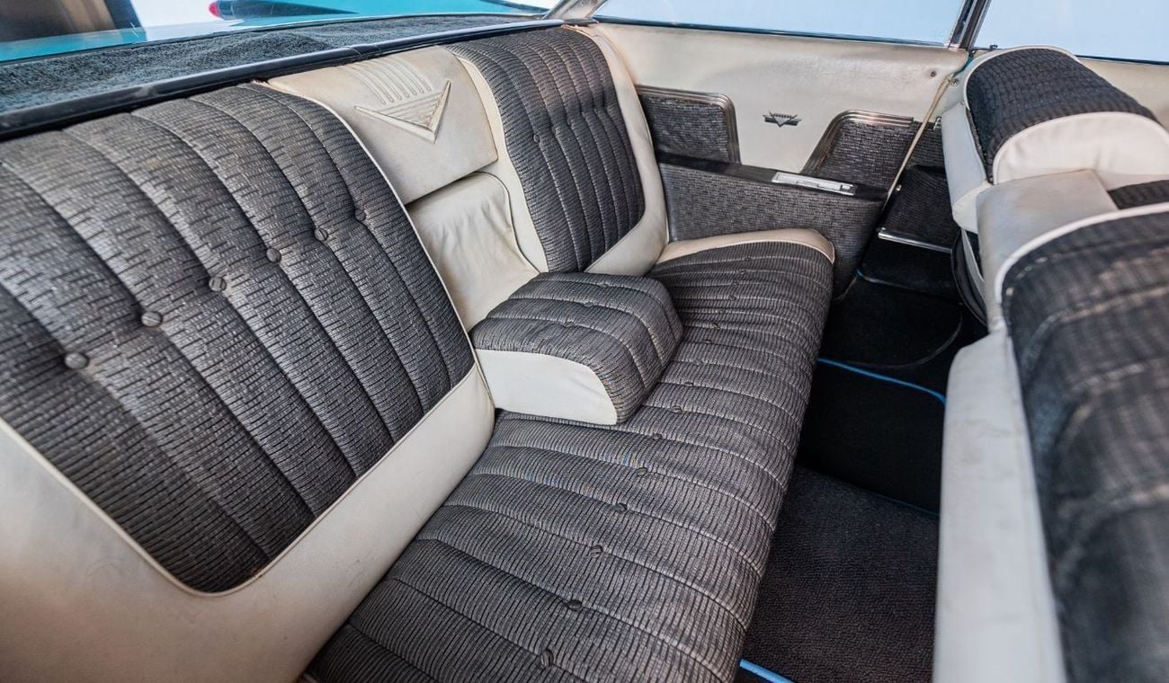 كاديلاك دي فيل كوبيه Original interior