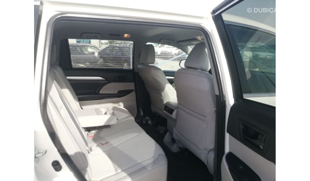 تويوتا هايلاندر TOYOTA HIGHLANDER - 2015 - LE FULL FULL OPTION