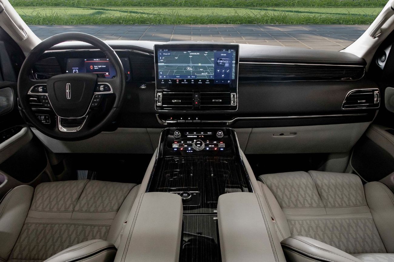 Lincoln Navigator PRESIDENTIAL | 5,875 P.M | 0% Downpayment | WARRANTY!