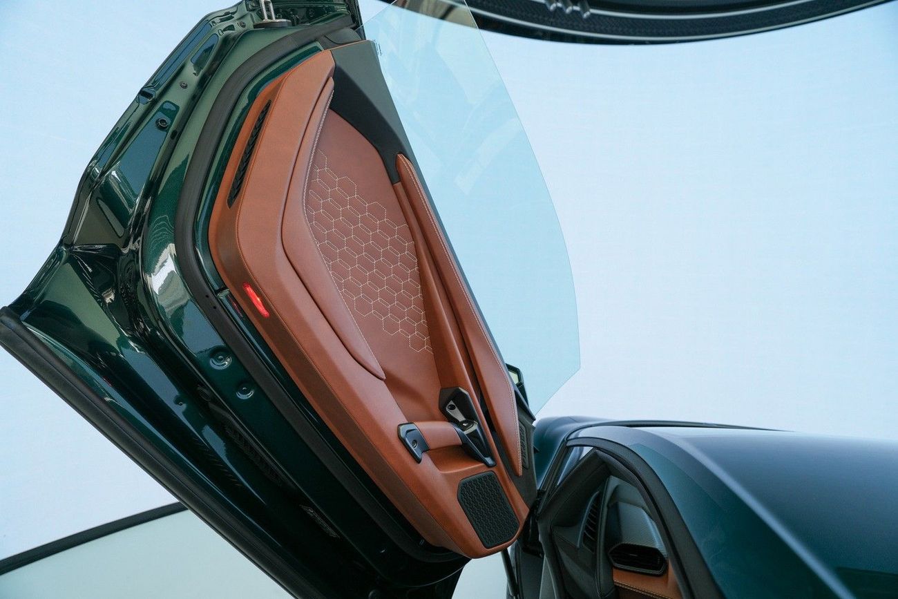 لامبورغيني ريفويلتو STANDARD