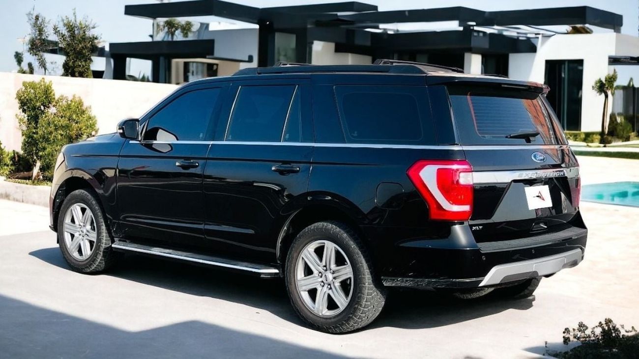 Ford Expedition AED 2705 PM | FORD EXPEDITION XLT 2021 | GCC SPECS | FSH | UNDER WARRANTY | ORIGINAL CONDITION CAR