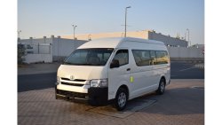 Toyota Hiace 2017 | TOYOTA HIACE HIGHROOF BUS | V4 14-SEATER | MANUAL TRANSMISSION | GCC | VERY WELL-MAINTAINED |