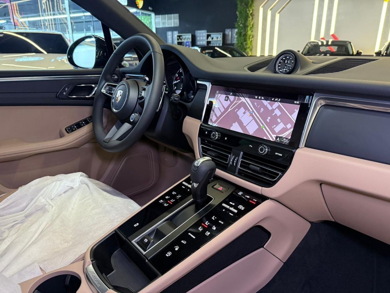 Porsche Macan 2026 Porsche Macan | GCC | Dealer Warranty | With 1 Free Service