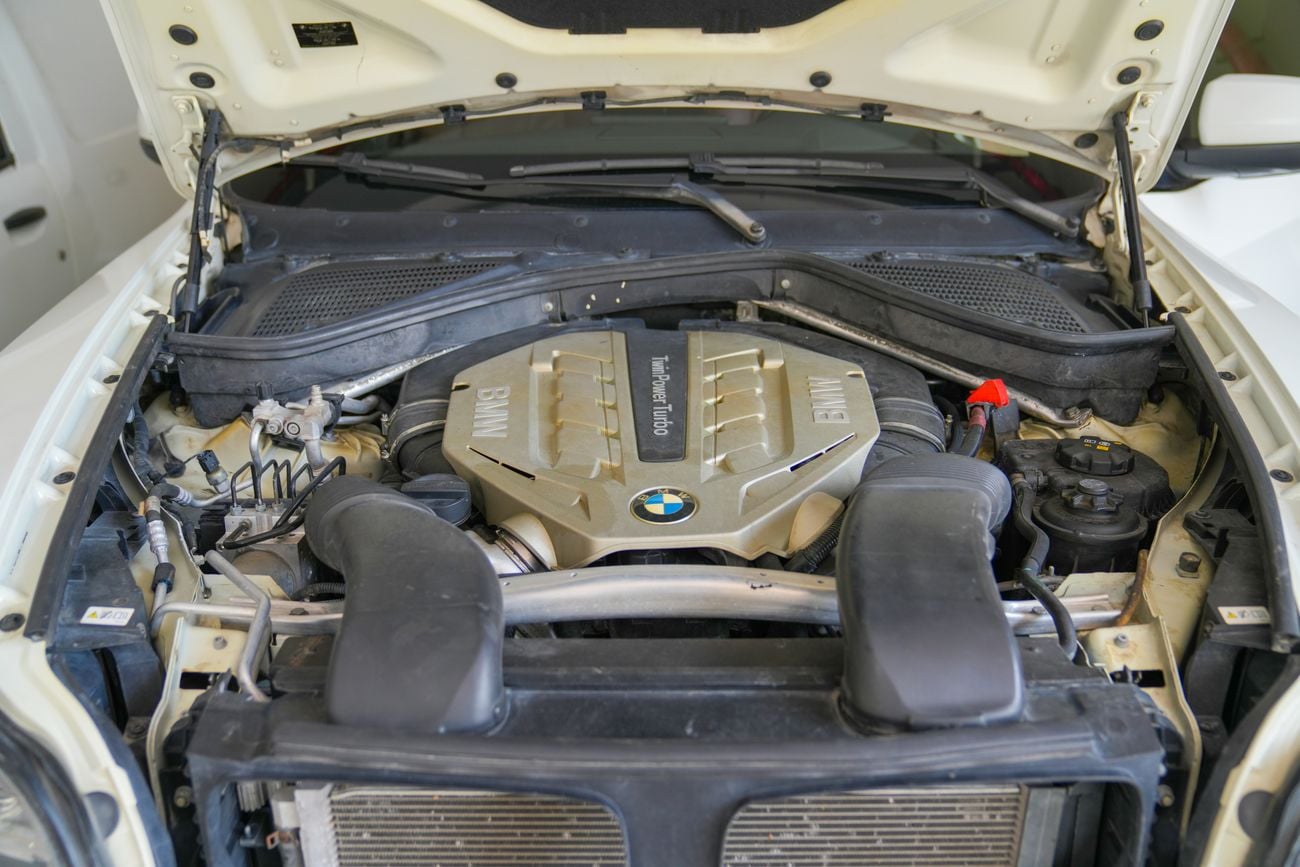 بي أم دبليو X5 50i M SPORT
