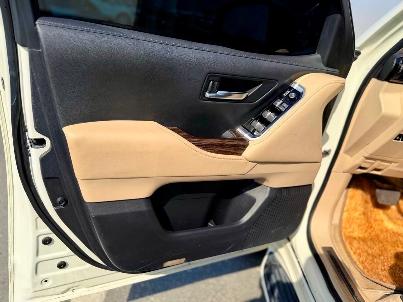 Toyota Land Cruiser GXR
