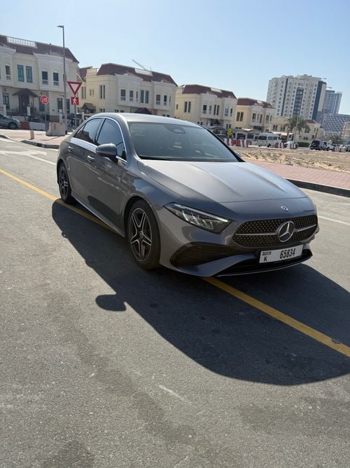 Mercedes-Benz A 200 premium 1.3L