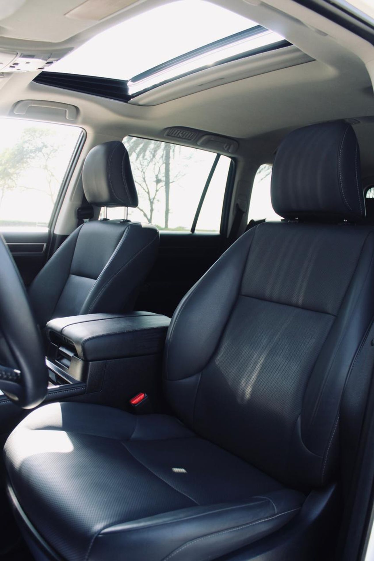 Lexus GX460 The 2014 Lexus GX 460 is a luxurious, body-on-frame mid-size SUV featuring a 301-hp 4.6-liter V8, st