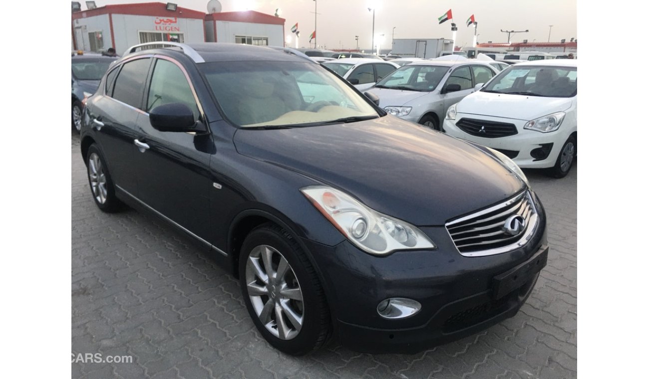 Infiniti EX35