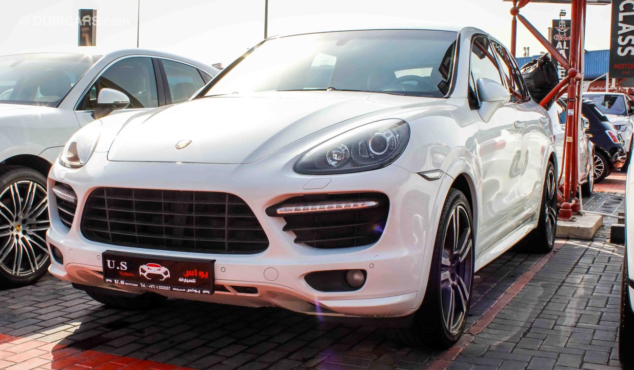 Porsche Cayenne GTS