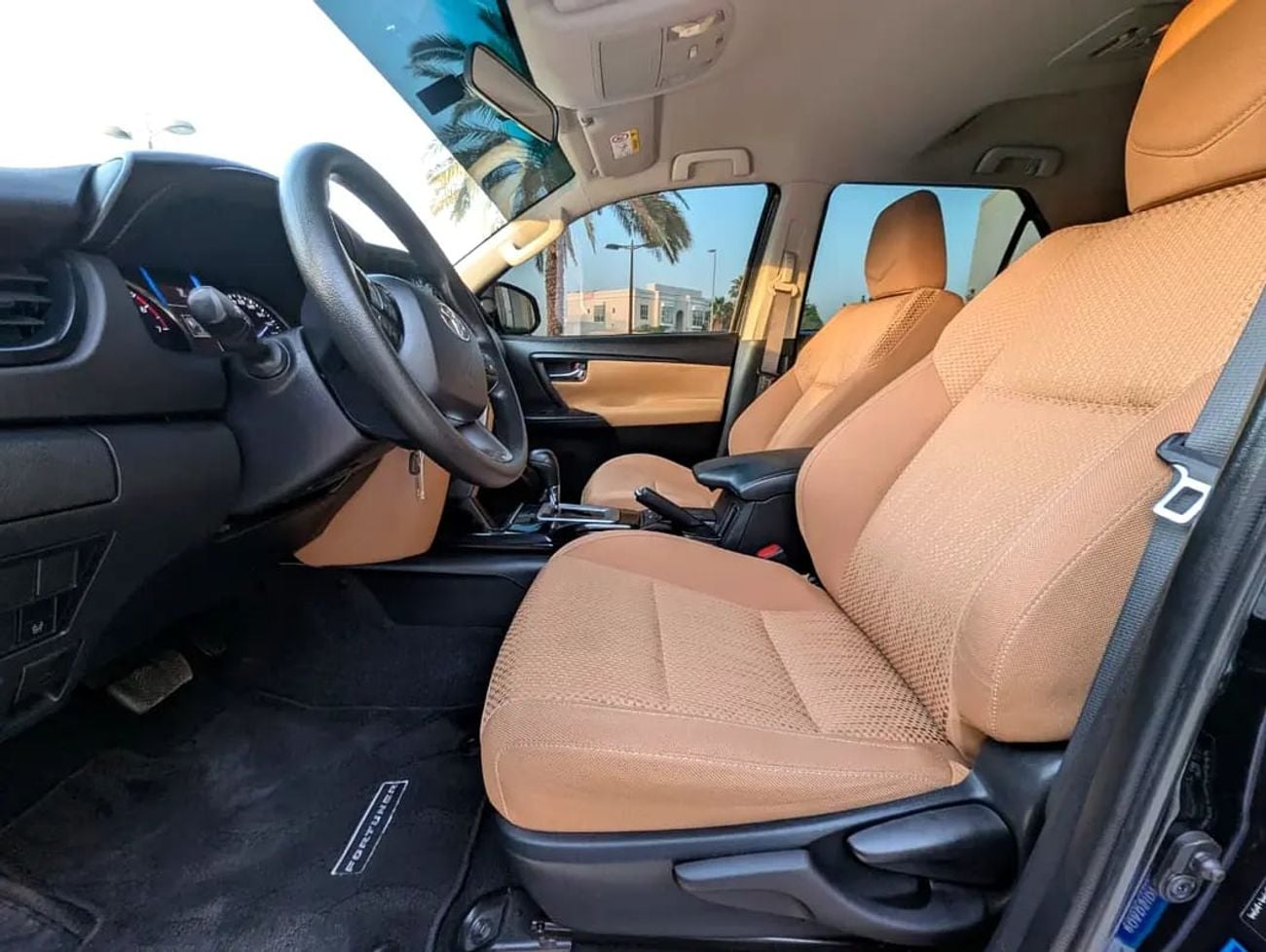 Toyota Fortuner EXR - GCC Specs - Original Paint Low Mileage Accident Free