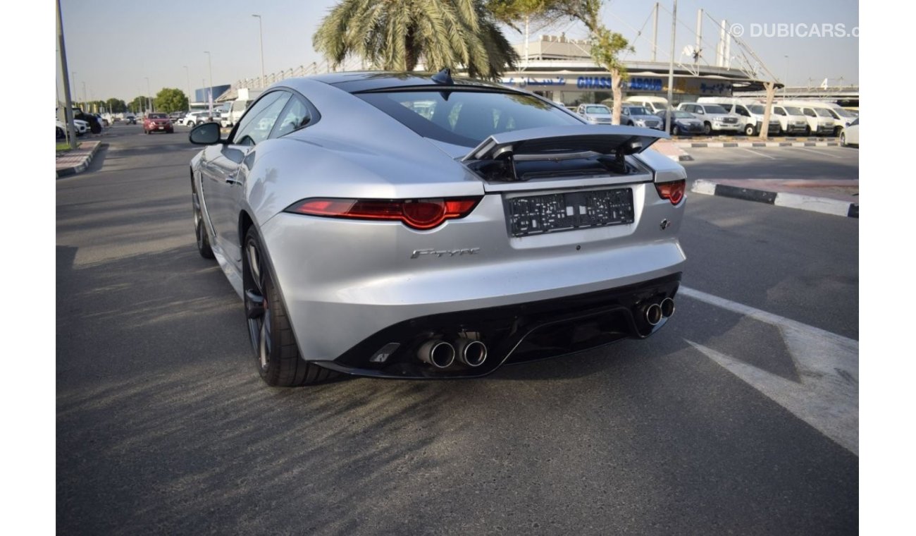 جاغوار F-Type SVR COUPE 2019 BRAND NEW THREE YEARS WARRANTY