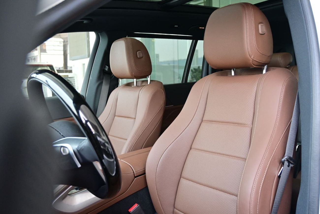 مرسيدس بنز GLS 450 Mercedes GLS 450 SUV, 3.0L Turbo In-Line 6 with Mild Hybrid, Model 2024