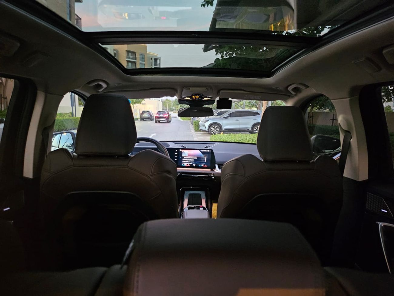 بي أم دبليو X1 korean spec clean tital