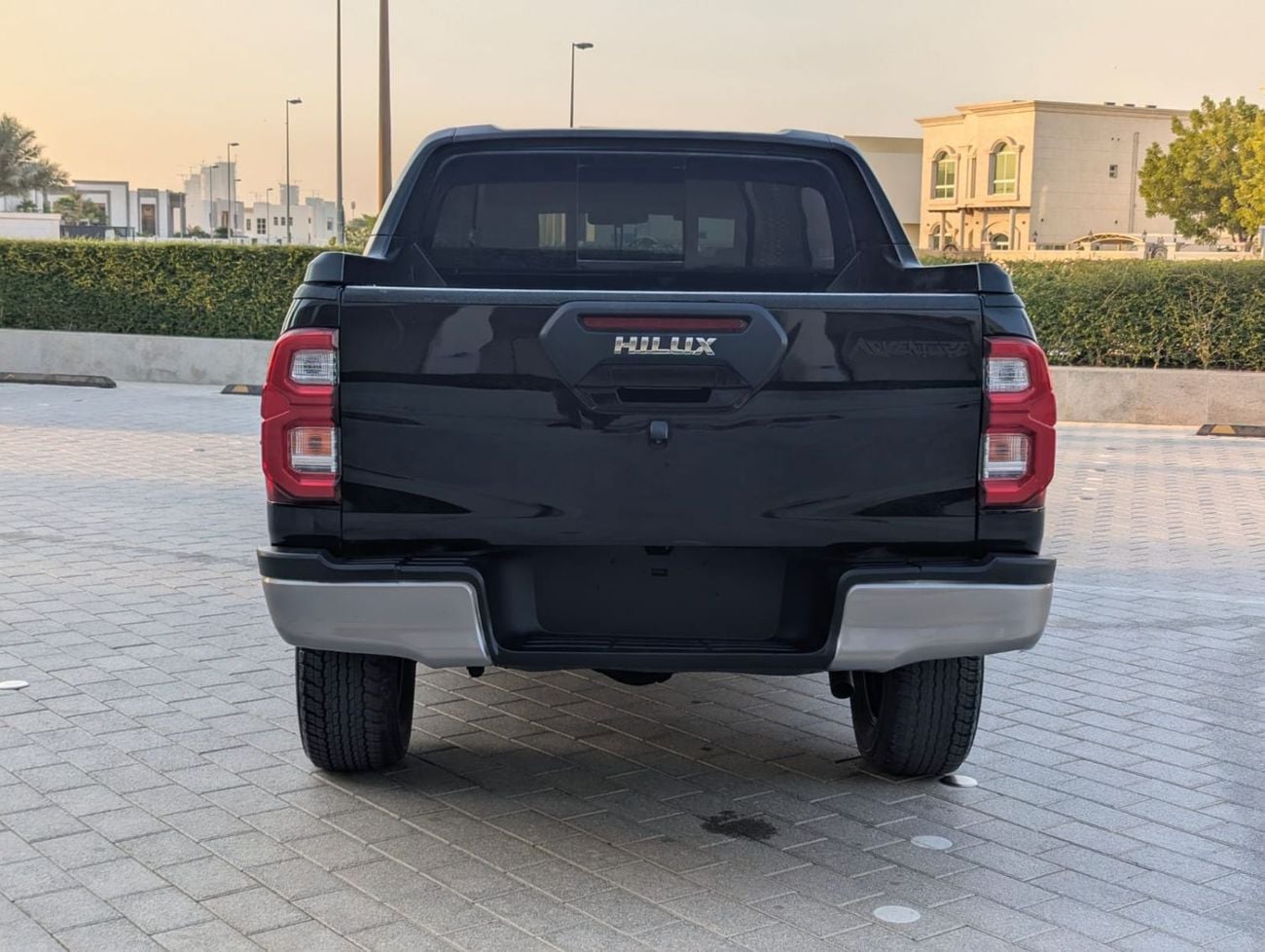 Toyota Hilux GLX 2018 Toyota Hilux Adventure GCC Specs Facelifted 2026 V4 2.7L Interior and Exterior Well-maintaind