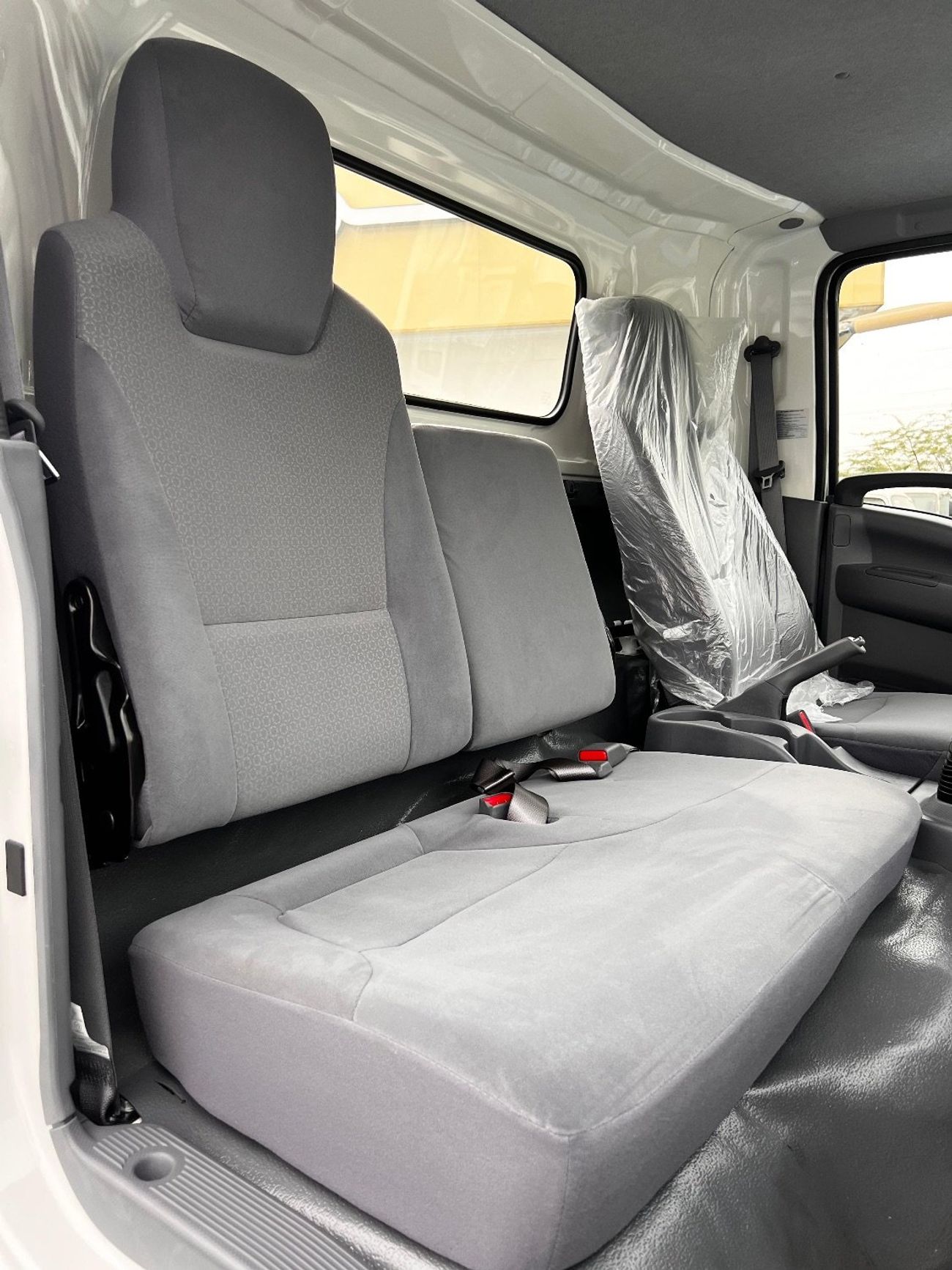 Isuzu NPR iSUZU REWARD-NPR 2025