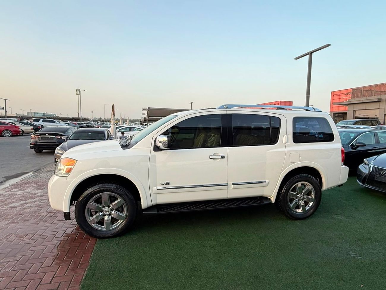 Nissan Armada LE first owner, two original keys