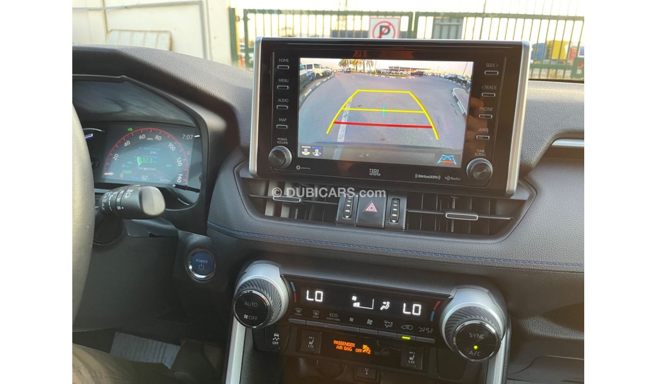 Toyota RAV4 2020 TOYOTA RAV4 XSE HYBRID 4x4 FULL OPTIONS