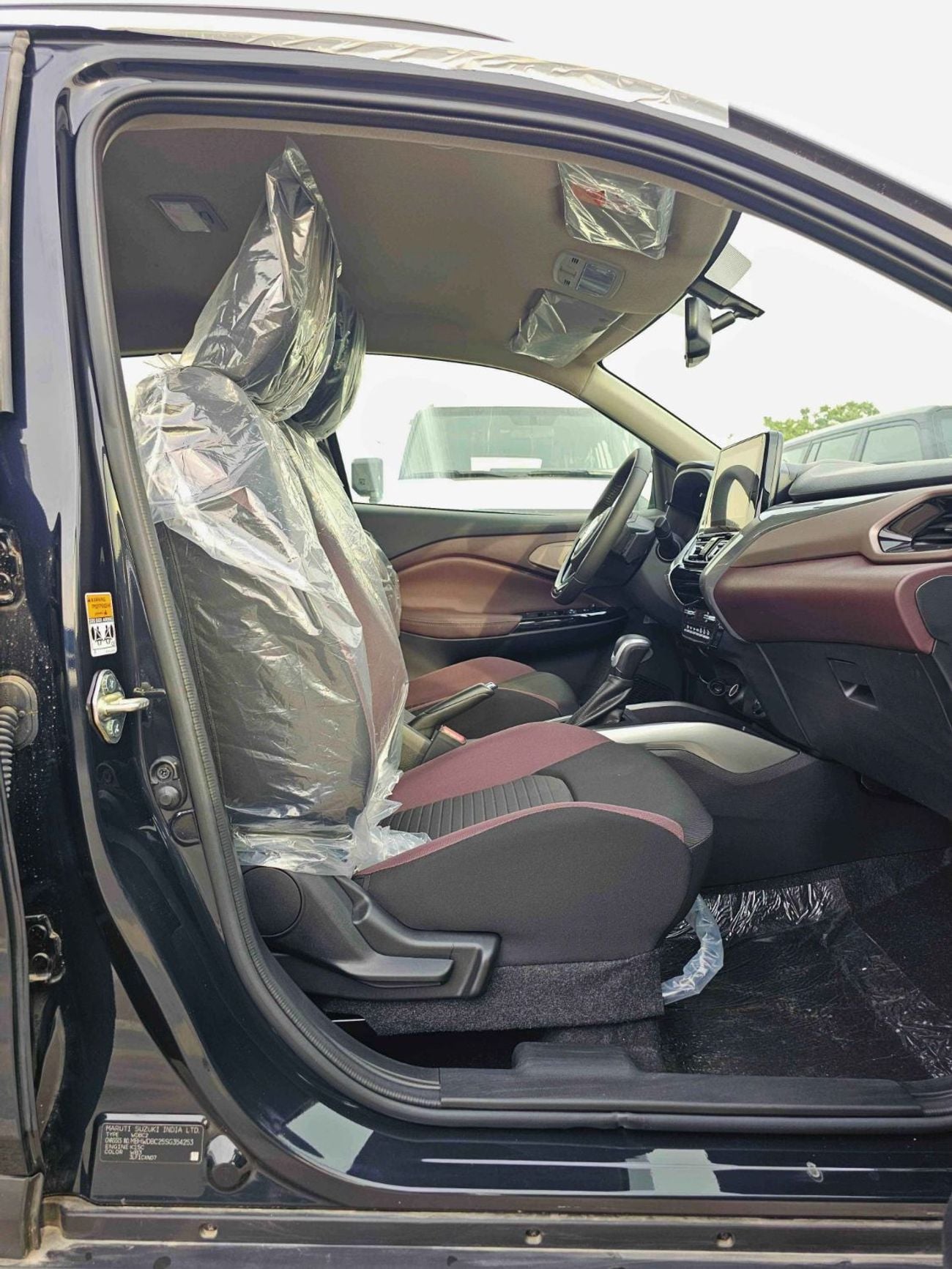 Suzuki Fronx GLX / EURO 5 HYBRID /1.5L V4/ HEADUP DISPLAY / 360*CAMERAS /" 9" DISPLAY AUDIO (CODE # FRHGLX)