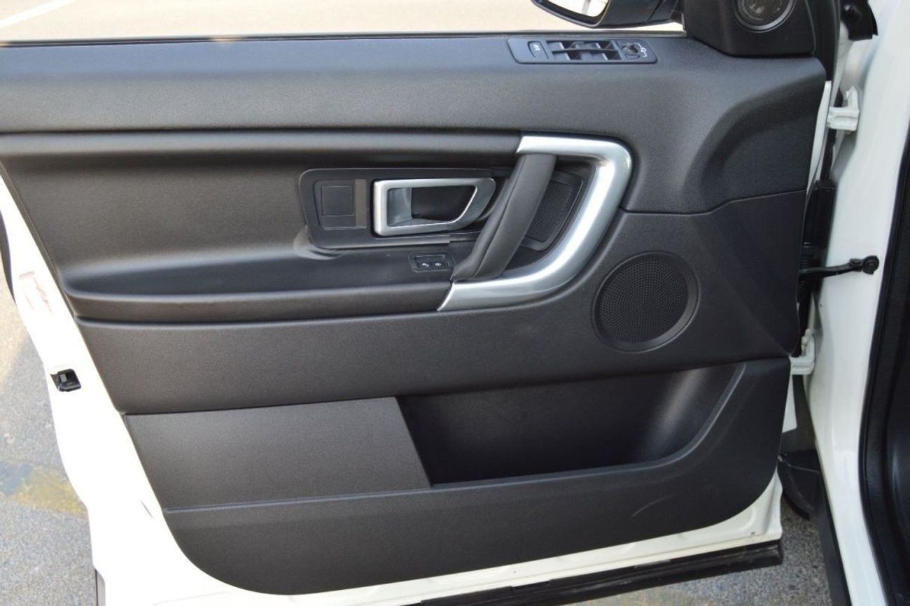 لاند روفر دسكفري Sport