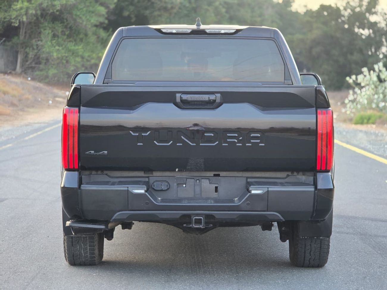 تويوتا تاندرا TOYOTA TUNDRA SR5 2024 // V6 TWIN TURBO // ORGINAL PAINT // PERFECT CONDITION // LOW MILEAGE