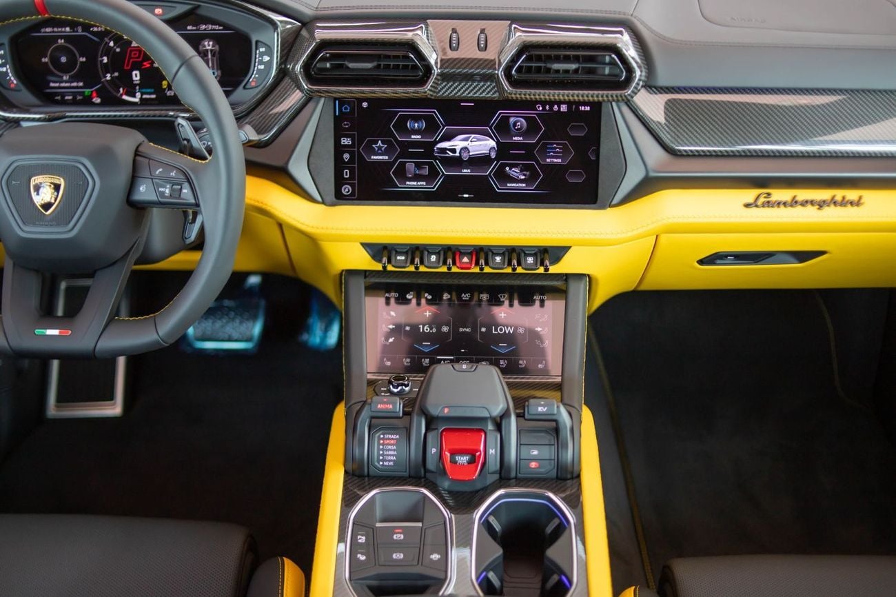 لامبورغيني اوروس Lamborghini Urus SE | 2025 | 0 km | Carbon Fiber