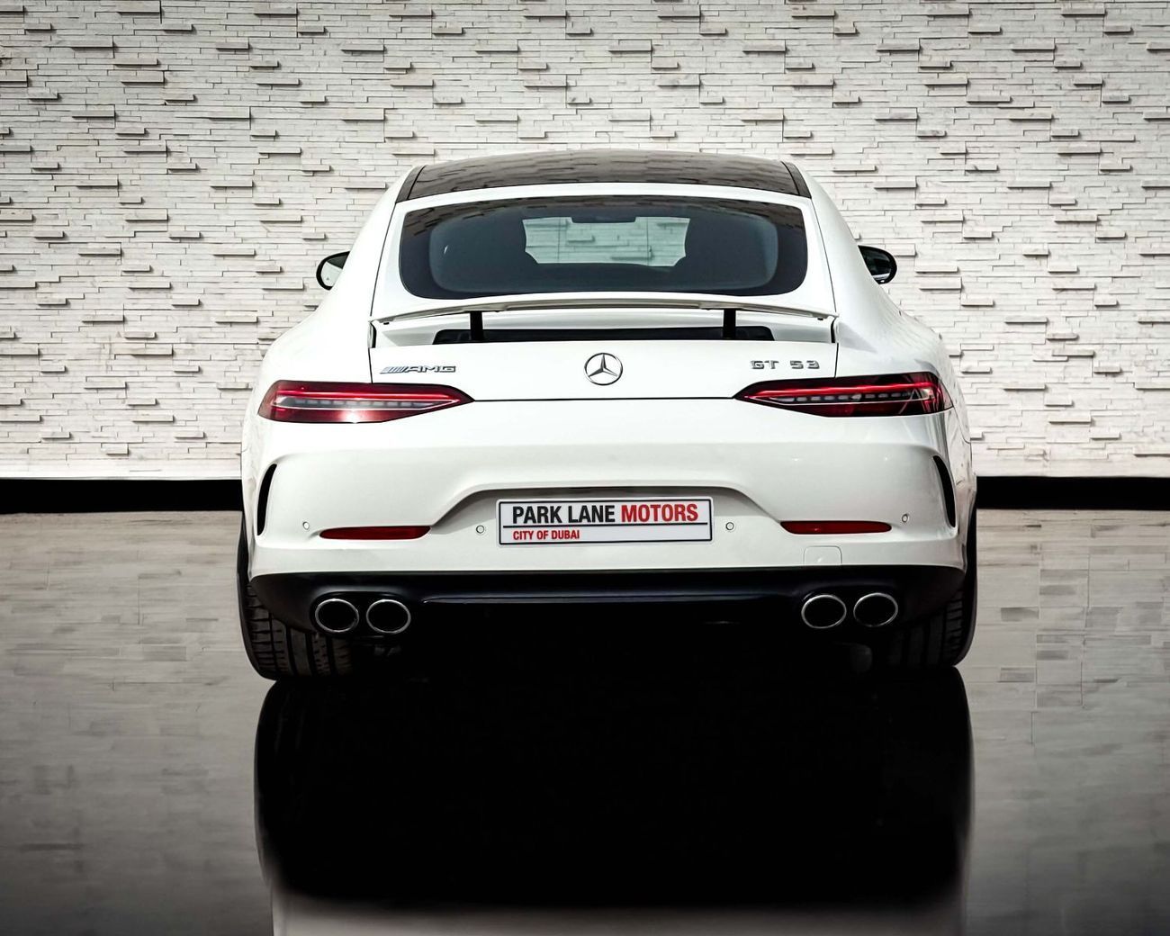 مرسيدس بنز ايه ام جي جي تي 53