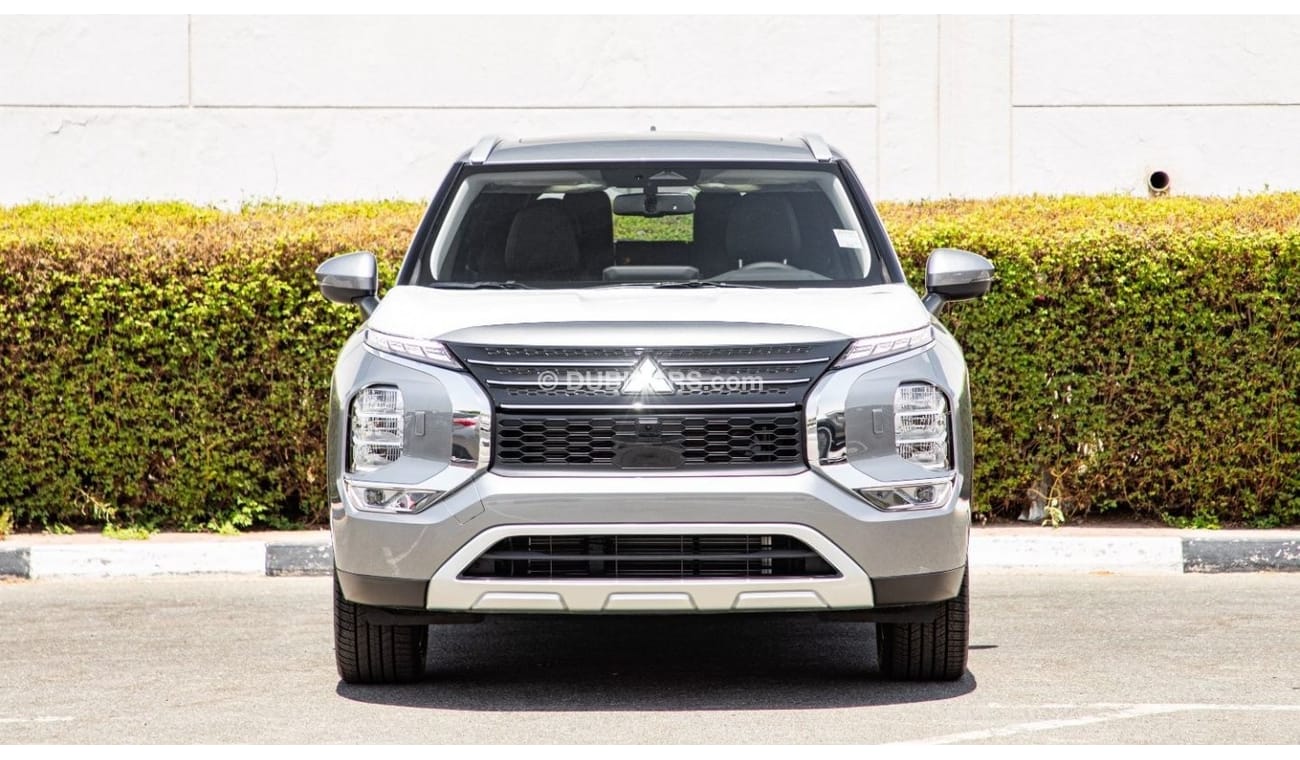 ميتسوبيشي آوتلاندر S-AWC 4WD/Pano-Roof/360camera/7seats. Local Registration +10%