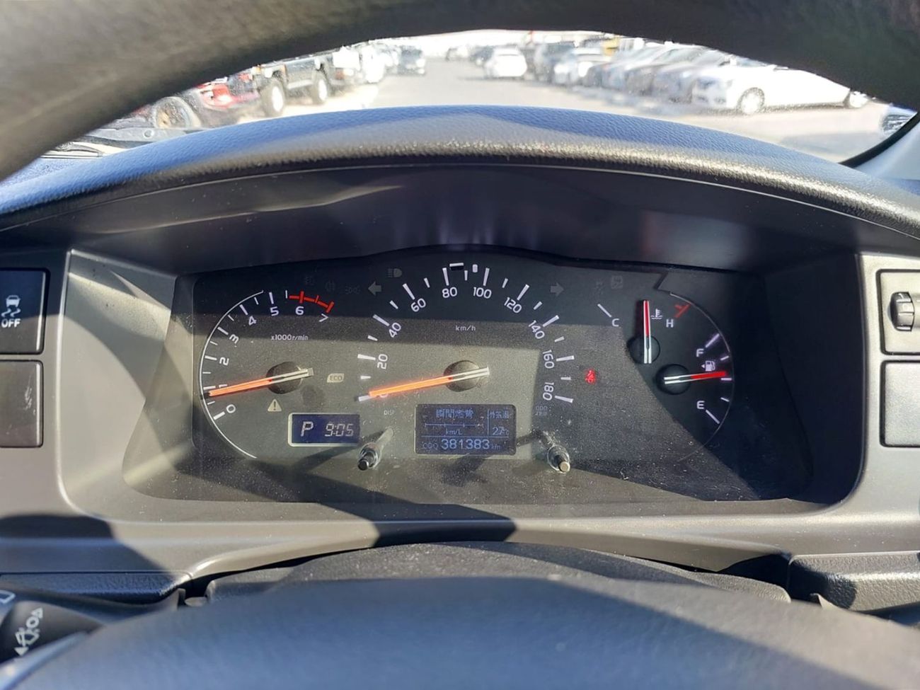 Toyota Hiace TOYOTA HIACE COMMUTER VAN RHD 2016 MODEL 2.7 L PETROL AUTOMATIC(PM10044)