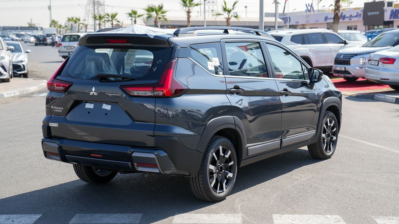 ميتسوبيشي إكسباندر كروس