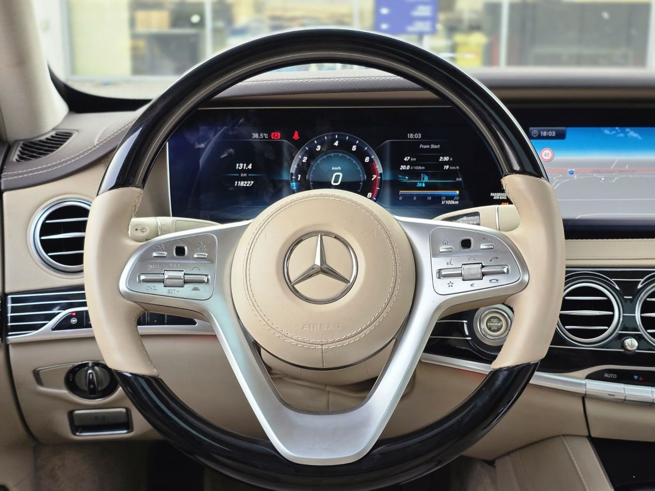 مرسيدس بنز S 560 اكسكلوسيف نسخة