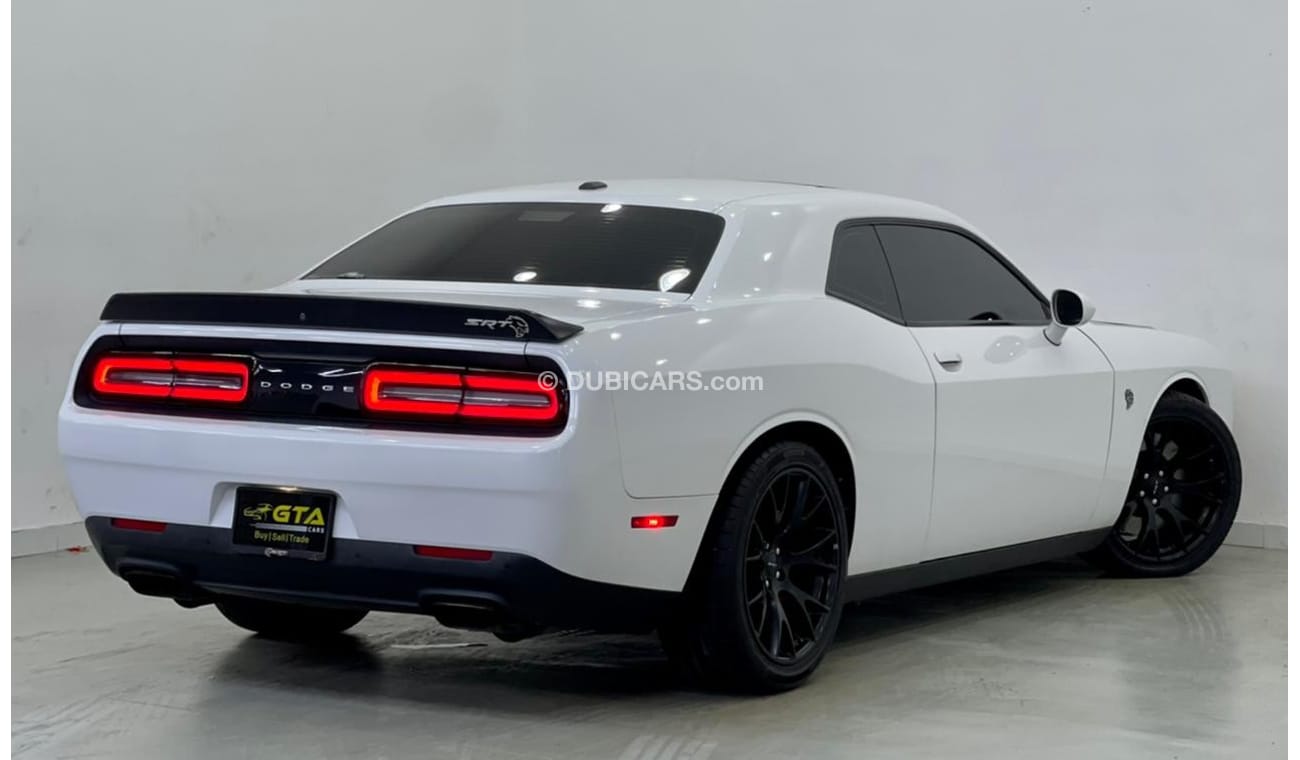 دودج تشالينجر SRT هيلكات 2016 Dodge Challenger SRT Hellcat, Warranty, Full Service History, GCC