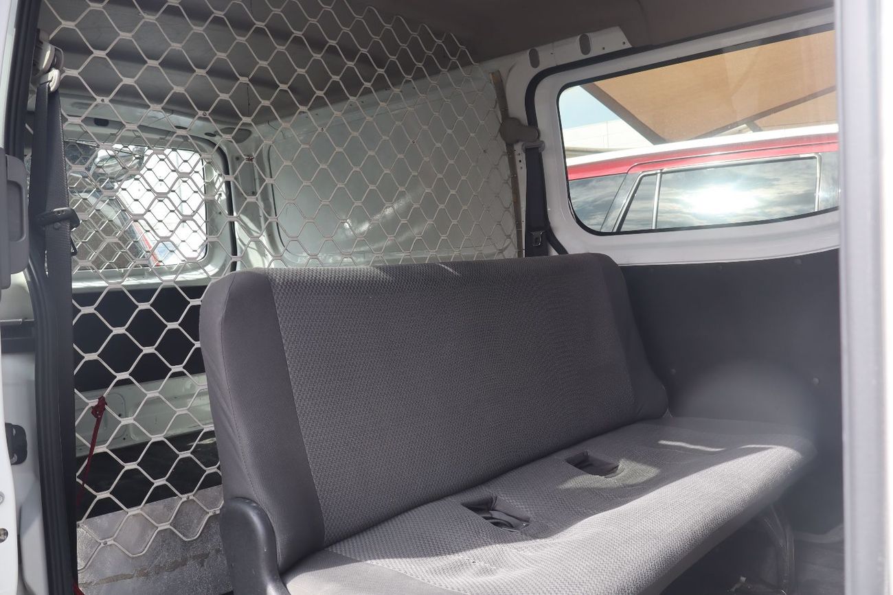 Nissan Urvan 6-Seater Manual (5-Door)