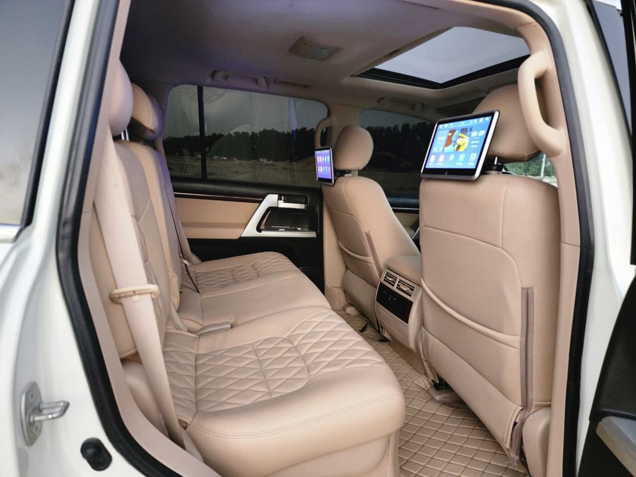 Toyota Land Cruiser GXR V8 MODEL 2014 UPGRADE 2024