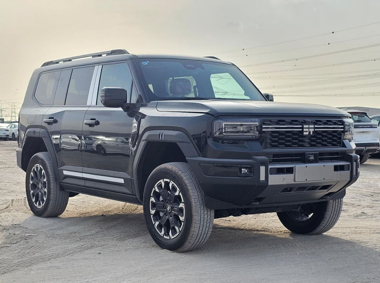 Jetour G700 Luxury 2.0T 150km Enjoy Edition 6-seater 2025 BLACK ORANGE INTERIOR Plug In Hybrid