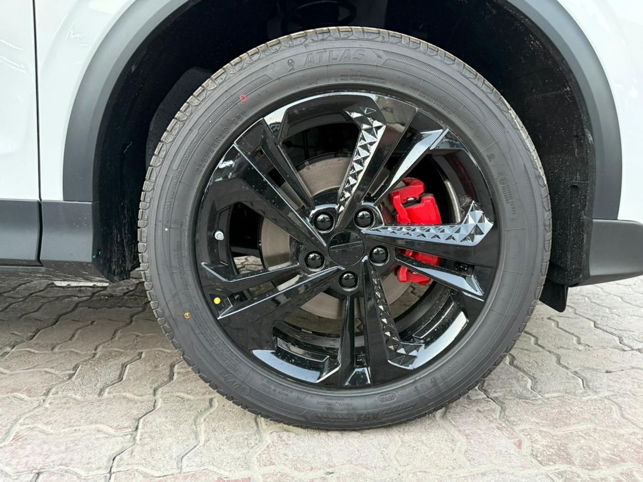 Geely Coolray GF+ 1.5TD