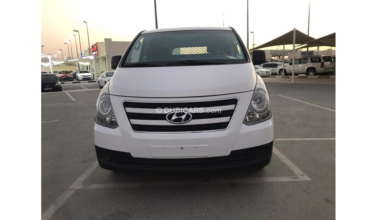 هيونداي H-1 هيونداي اتش 1 2018 نقل بضائع بحاله وكاله