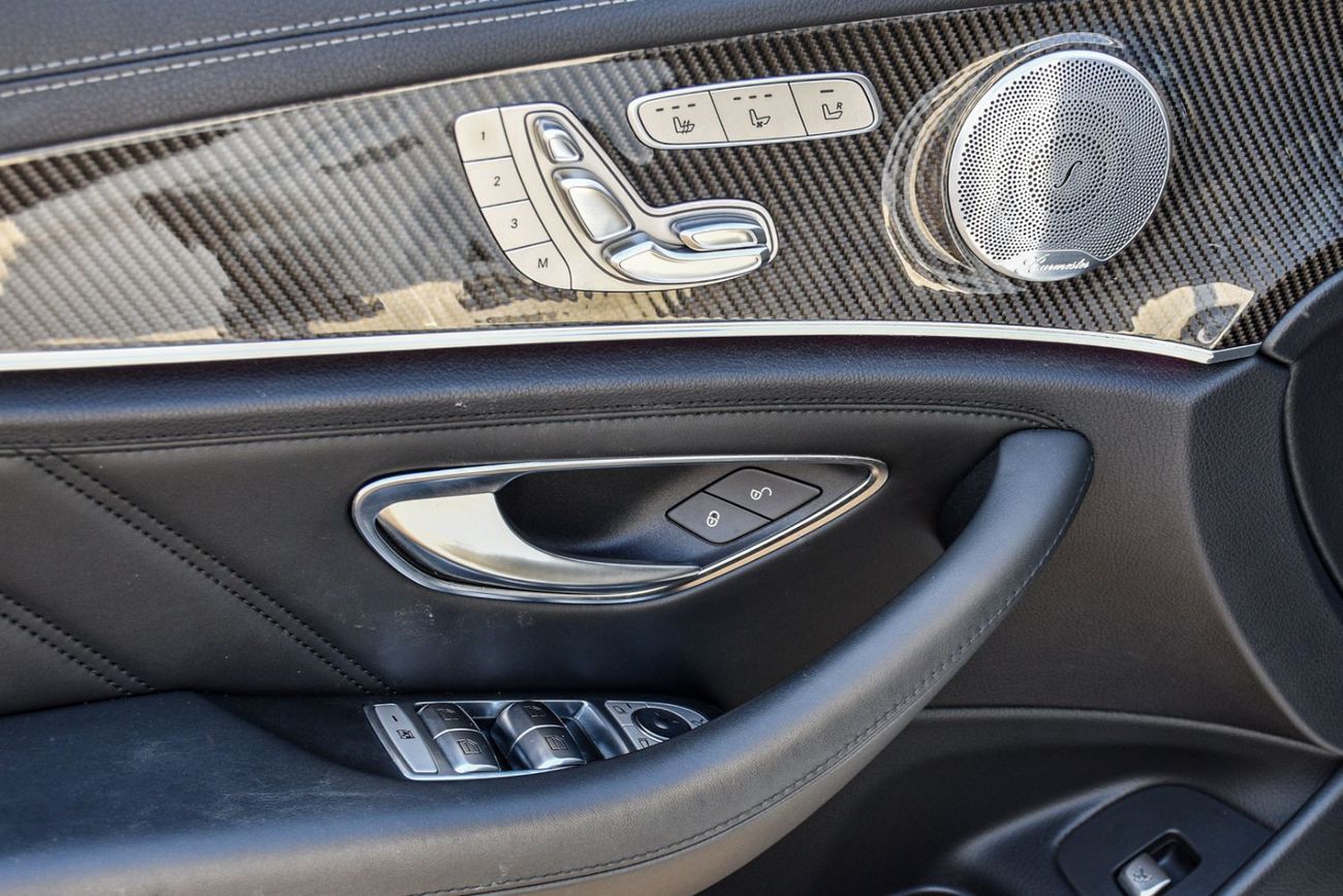 Mercedes-Benz E 63 S AMG Std 4.0L E63 4Matic+ AMG 2018 LOW MILAGE NO ACCODENT