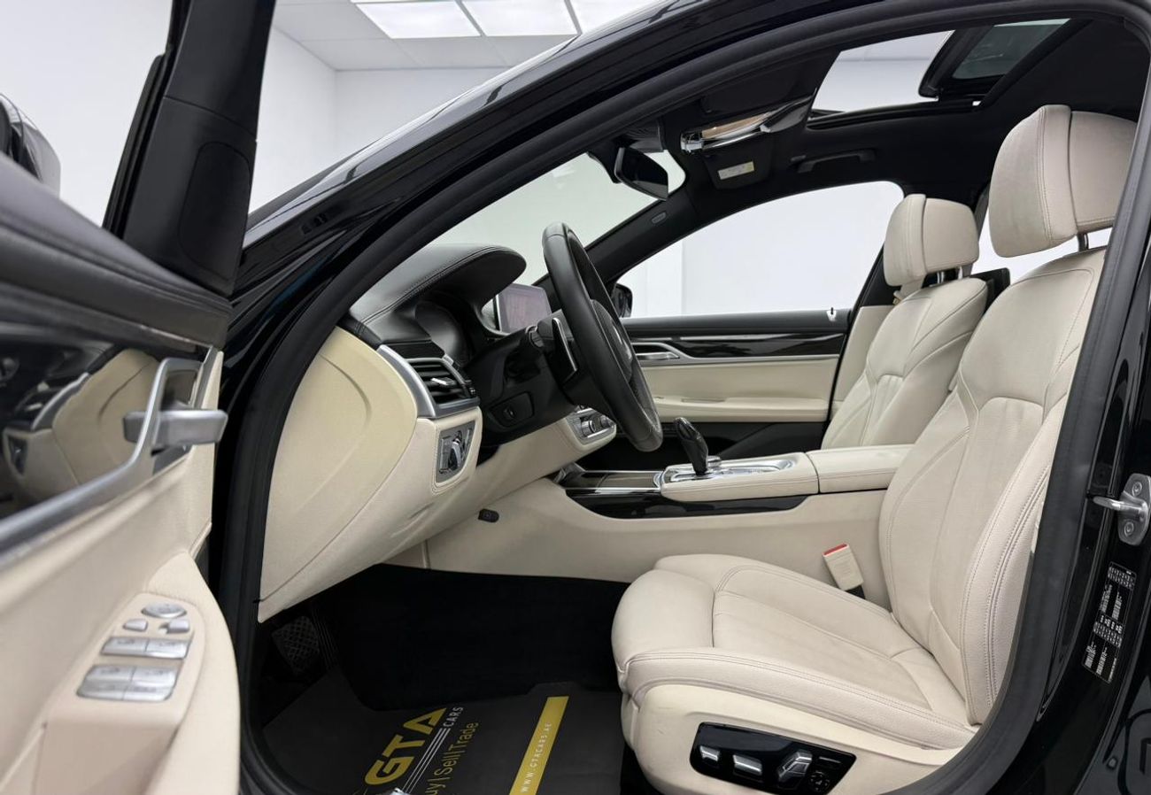 بي أم دبليو 730Li 2020 BMW 730Li, Warranty, Very Low Km, Fully Loaded, Excellent Condition, GCC