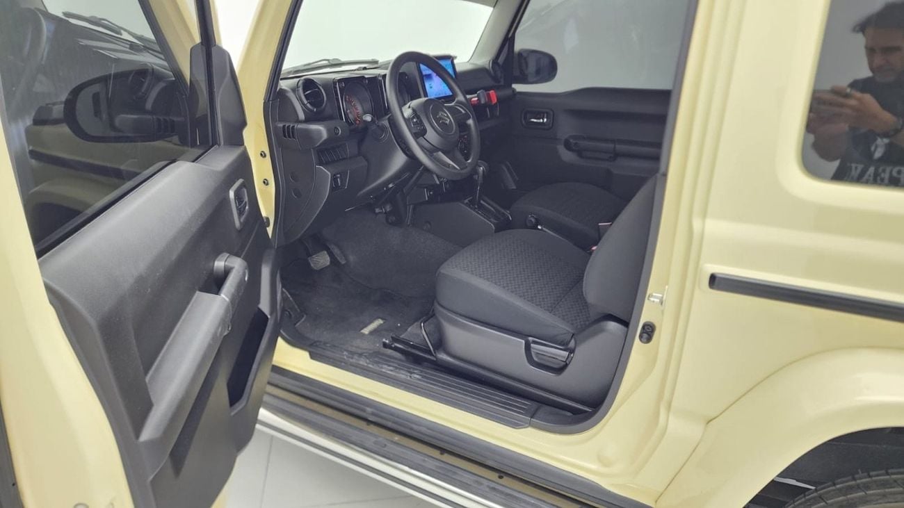 سوزوكي جيمني GLX 1.5L (3-Doors)