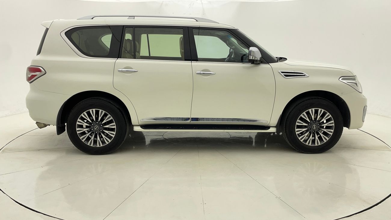 نيسان باترول SE PLATINUM 4 | بدون دفعة مقدمة | اختبار القيادة في المنزل