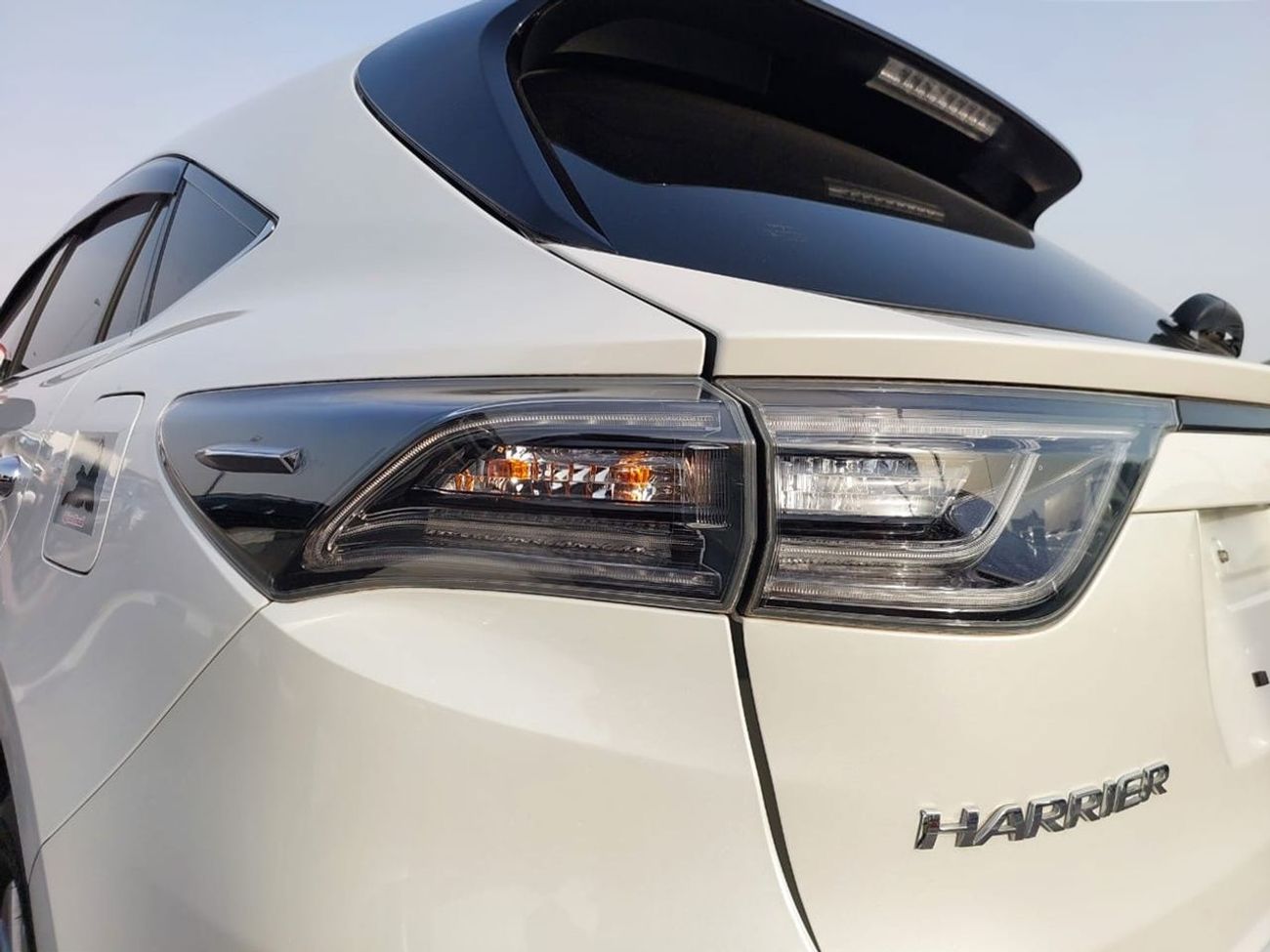 Toyota Harrier TOYOTA HARRIER SUV RHD 2015 MODEL 2.0 L PETROL AUTOMATIC(PM49946)
