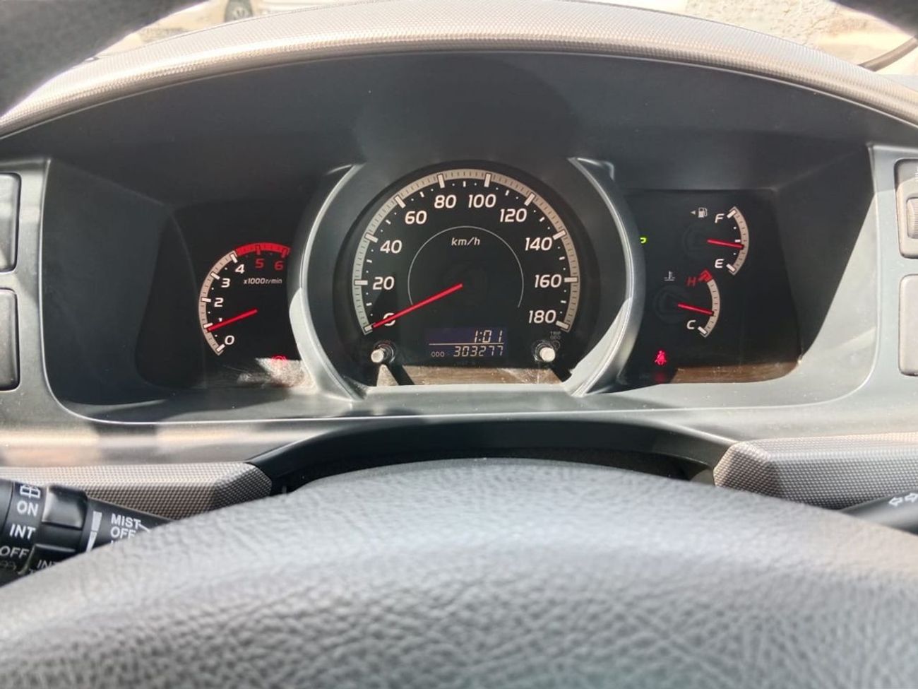 Toyota Hiace TOYOTA HIACE VAN RIGHT HAND DRIVE (PM1317)