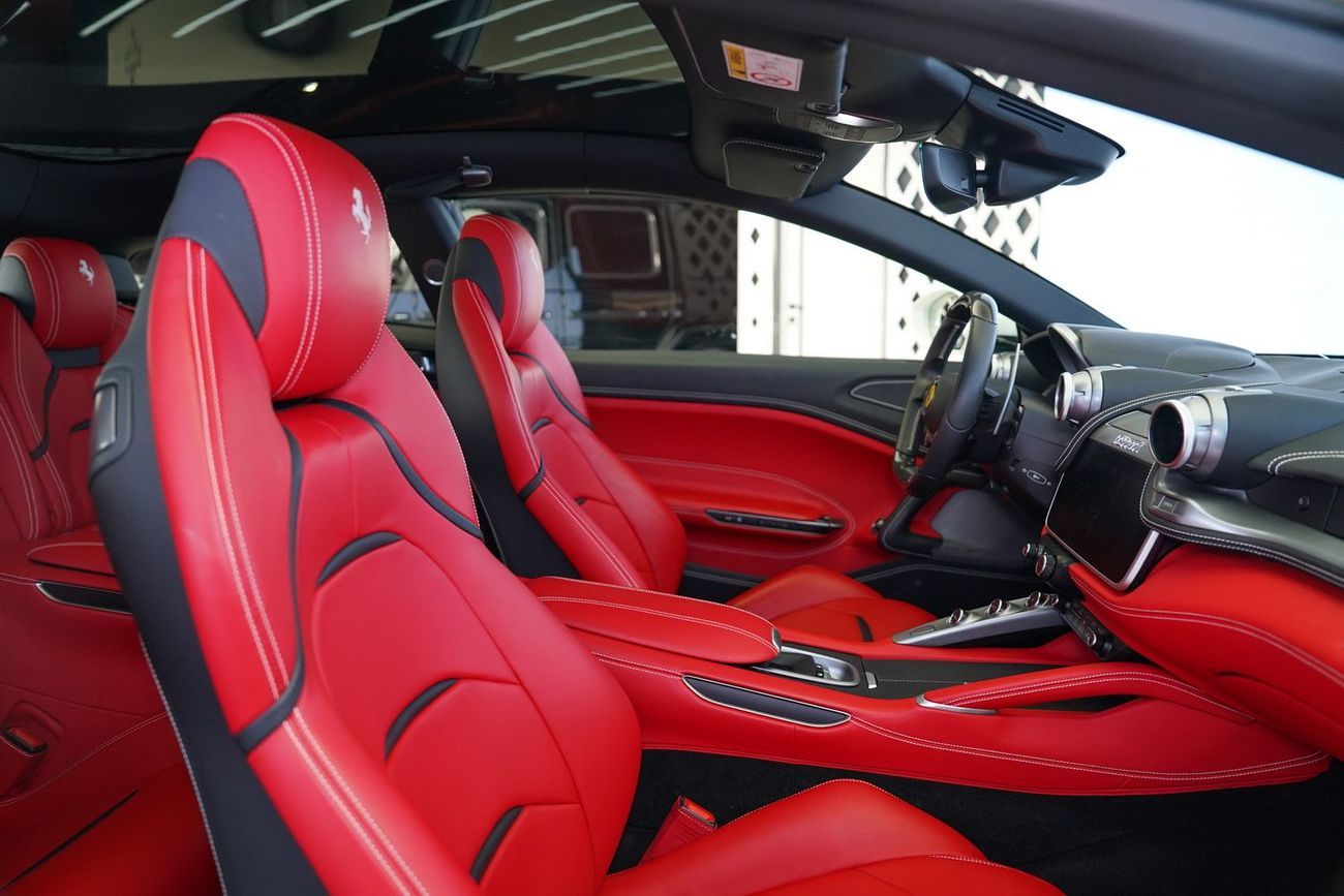 Ferrari GTC4 Lusso T