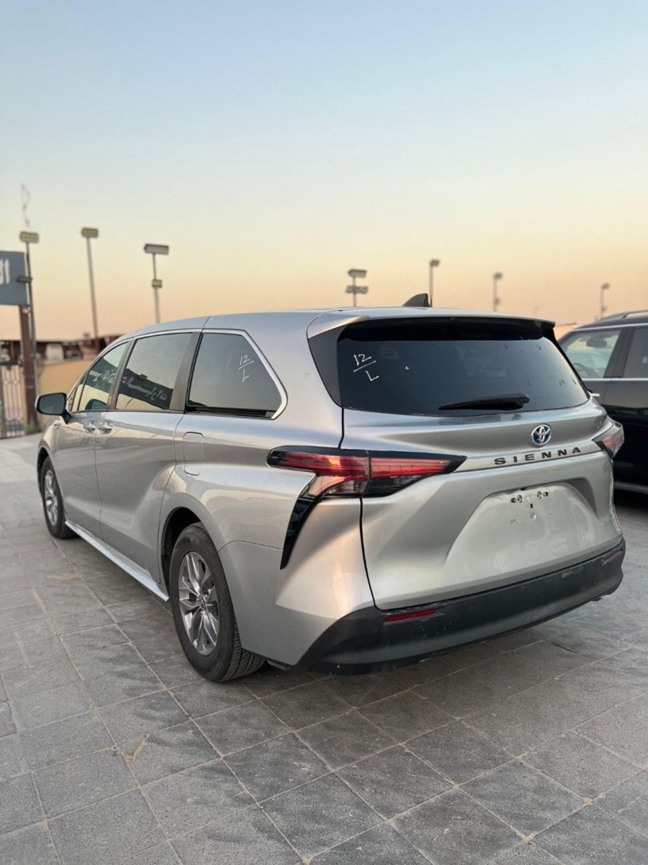 Toyota Sienna XLE (NON GCC) Sienna 2022 4x4