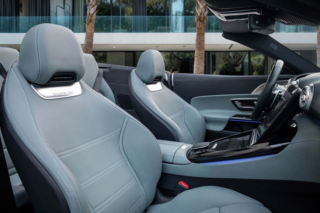 مرسيدس بنز SL 43 AMG 6,071 P.M  | 0% Downpayment | SL43 AMG Convertible | Under Warranty!