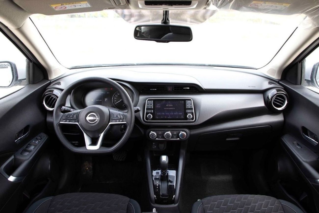 Nissan Kicks 2024 Nissan Kicks 1.6 SV - Silver inside Black | Export Only