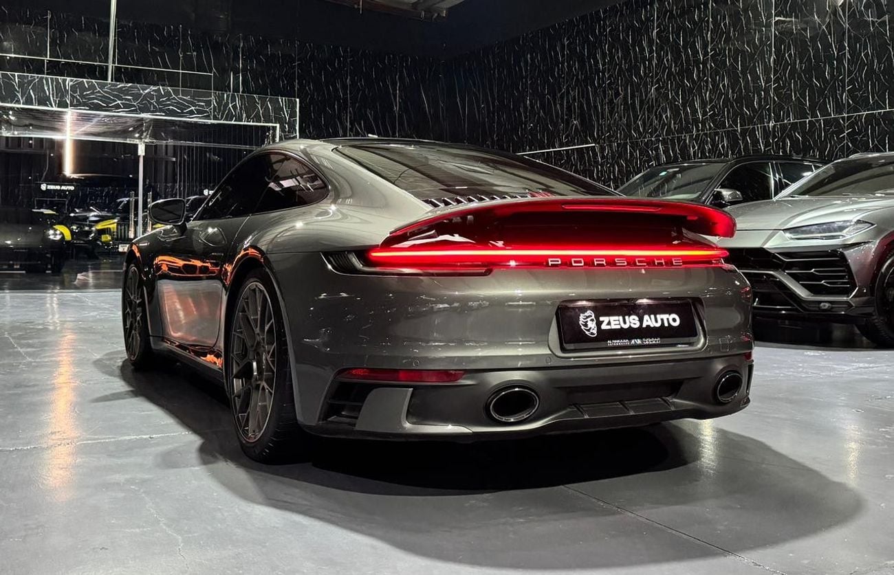 Porsche 911 CARRERA 4S 3.0L (380 HP) Coupe